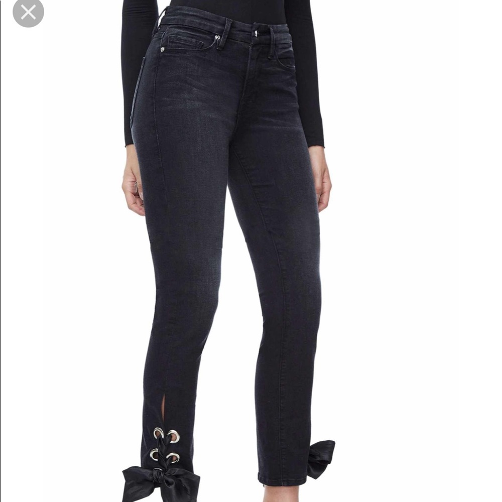 Good American bow tie black jeans